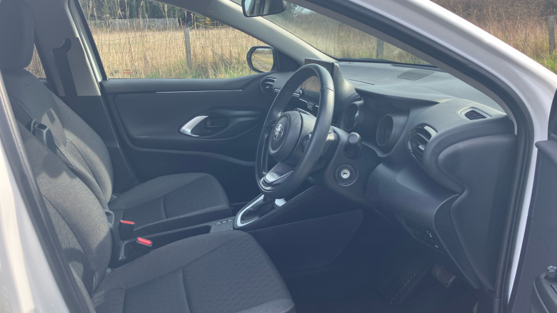 Toyota Yaris 1.5 Hybrid Design 5dr CVT Hybrid Hatchback